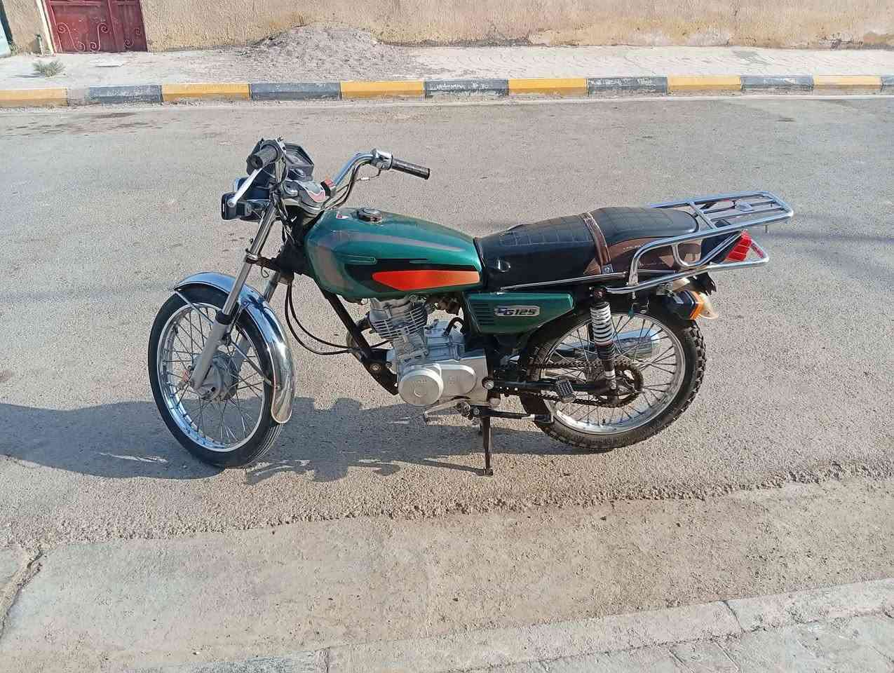 للبيع *********** شاصي ٢٠
تعميره 25 اصلي
