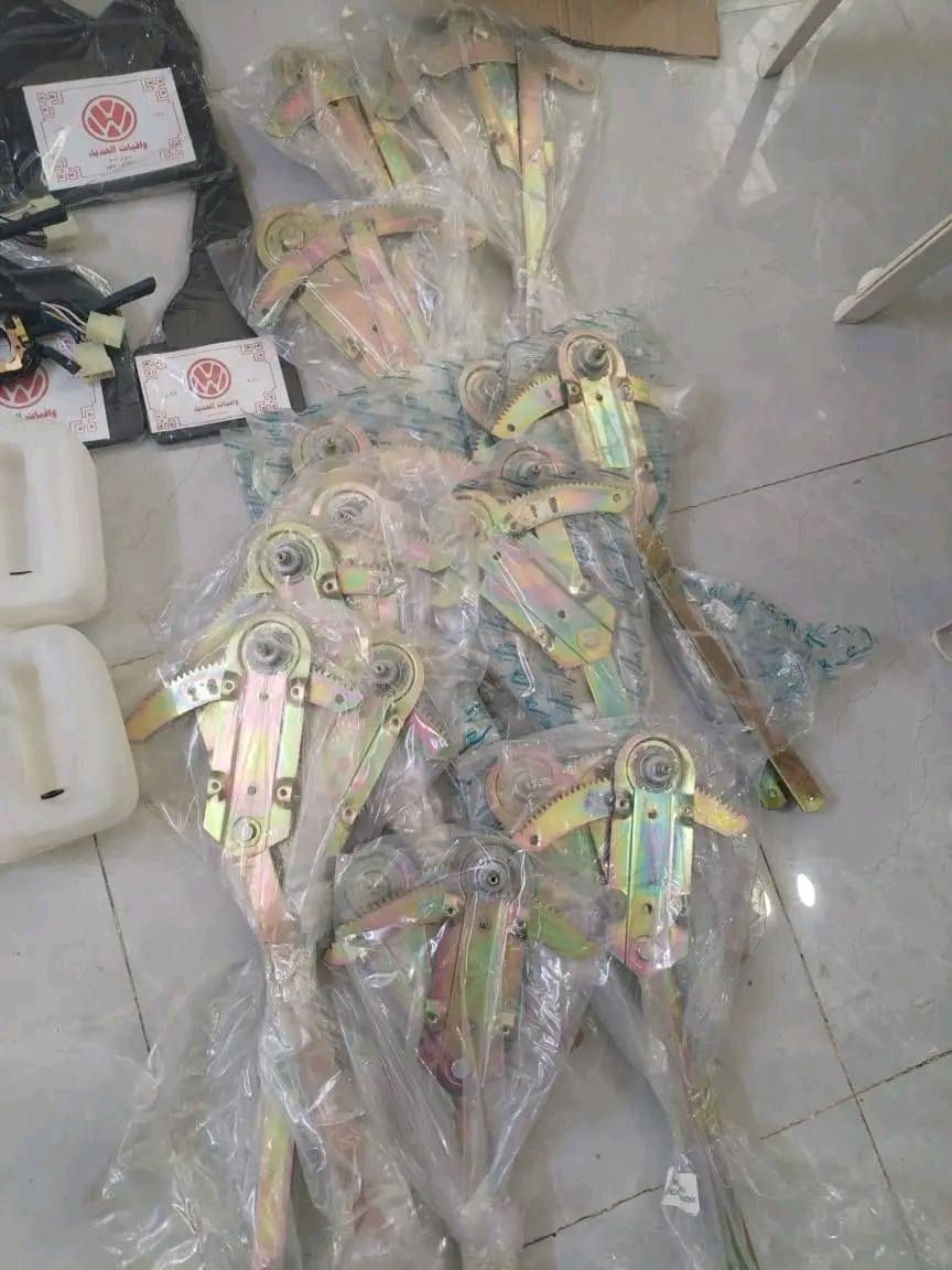 دبة ماء زراكه 
دبة ماء راديتر 
بوري راجع ماء 
قبغ دبة ماء 
اذان محرك 
دجة كير 
واشر قبغ ولفات 
واقيات تخم امامي خلفي 
قمجي كلج 
ماسكة دعاميه 
جامة اشاره 83/84
العنوان ديالى 
توجد خدمة توصيل لجميع المحافظات 
***********
