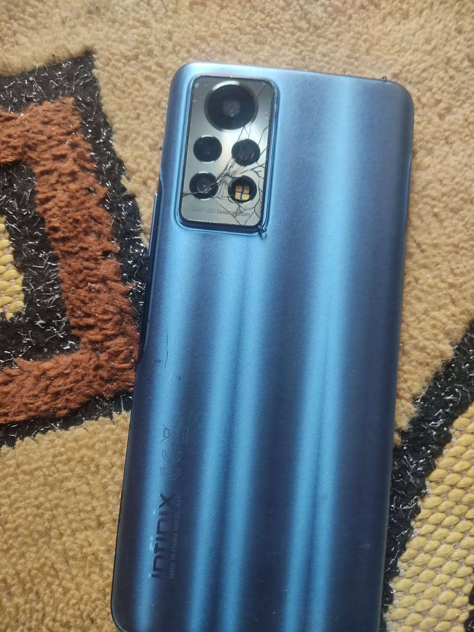 انفنكس نوت 11 برو اقره المنشور 👇
الجهاز مكفول فقط مبدل ضهر 

الشاشه بيها فطور بس ماياثر بشي عليها طبيعيه باللمس 

معالج هيليو جي96 قوي سلاسه فول 

بطاريه 5000 ملي امبير شحن سريع 

ذاكره 128 + عشوائيه 8 كيكه رام داخلي 

الجهاز مكان السيم كارت الشريحه مايشتغل تصليحه بسيط

وضوء الفلاش مايشتغل 

كاميرات طبيعيه مكالمات طبيعيه صوت كلشيي شغال 

رايده ب85 وبي مجال للشراي وإذا مراوس عادي


**إذا كنت صاحب هذا الإعلان وتريد حذفه لأي سبب، رجاءا أرسل رسالة إلى الدعم الفني**