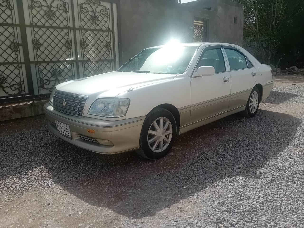 سلام عليكم جنون للبيع مكفوله من كصه ونقل رقم بصره الدولي سنويه 2030 تحويل مباشر  مكينه ديفور الجبير كير حداده جديده تبريد تخم تاير جاهزه السياره السعر ١٣٥ وبيها مجال للشراي رقم الهاتف ***********
