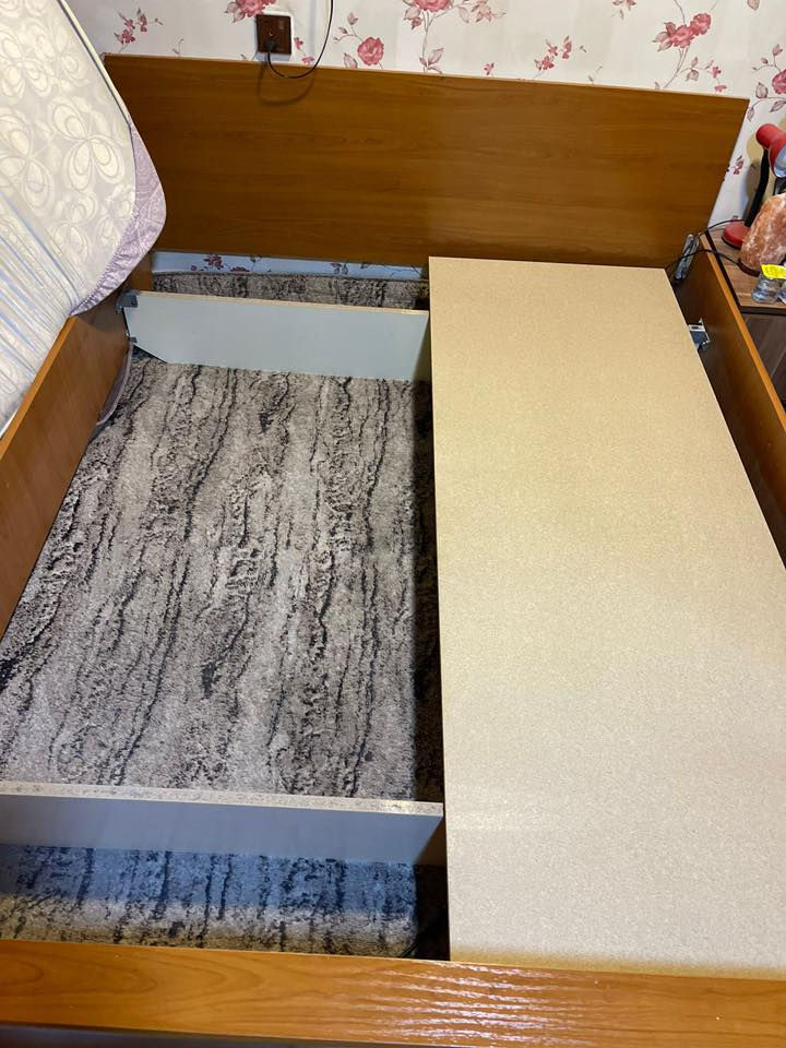 سڵاو هاوڕێیان ئەم سیسەمە دوو نەفەرییە ئەوروپییەمان هەیە لەگەڵ دۆشەکەکەی بۆ فرۆشتن ١٦٠*٢٠٠ سم بە نرخێکی زۆر گونجاو هەر کەس ویستی پەیوەندی بکا بەم ژمارەیەوە 
***********
