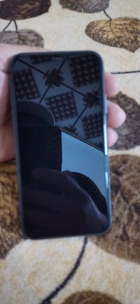 ايفون 11 عادي الجهاز شرط مامفتوح نورمان ذاكرتو 256 بطاريه 83 الجهاز فو...