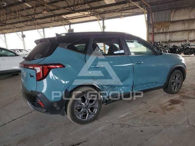كيا سيليتوز 2024 ماشيه 28الف ميل مواصفاته حلووه رادارات وحساسات نقاط عمياء مثبت سرعه كروس بصمه تشغيل عن بعد هوايه مواصفات بيه بجمه كبس ضربته خفيفه مثل ما موضح بلصور بيه تعديل بارد شي قليل ***********السعر 155$
