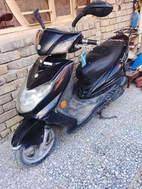الدراجة والتكتك الشحن للبيع# دراجة سكنس فحل نظيفة السعر ب800   # التكت...