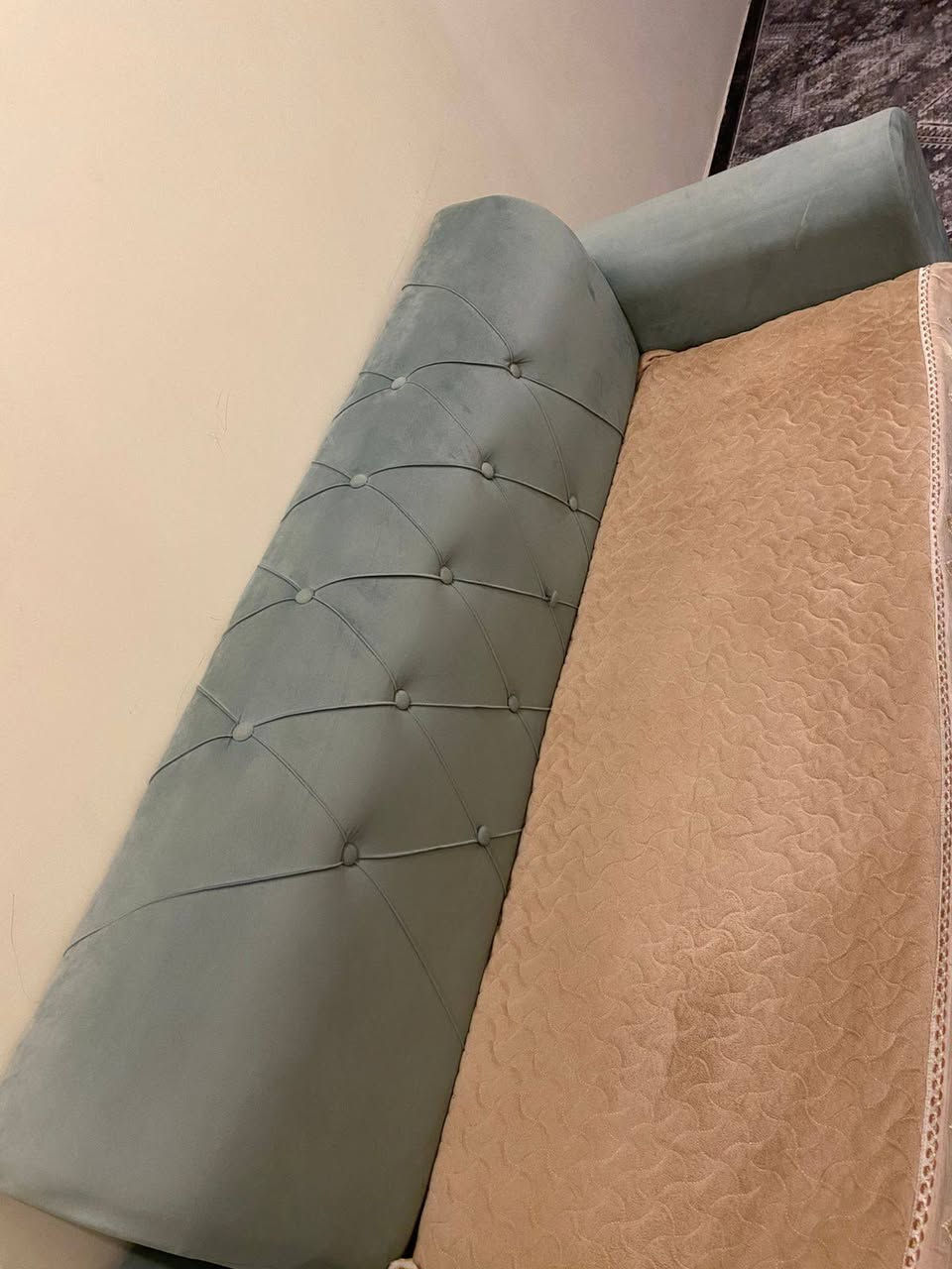 للبيع مكاني بغداد الكرخ
السعر ٢٠٠ وبي مجال بسيط
١٠ مقاعد 
***********
