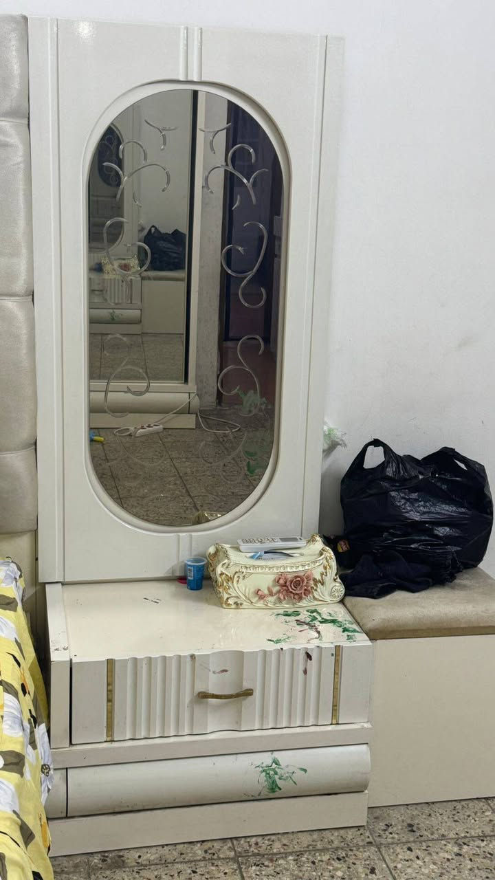 مرحبا بعد أذن المدير غرفه تركي قويه وكلش نضيفه 9 قطع ب 650 مكانهه بالغدير ببغداد  وهذا صبغ اضافر ينمسح يروح


**إذا كنت صاحب هذا الإعلان وتريد حذفه لأي سبب، رجاءا أرسل رسالة إلى الدعم الفني**