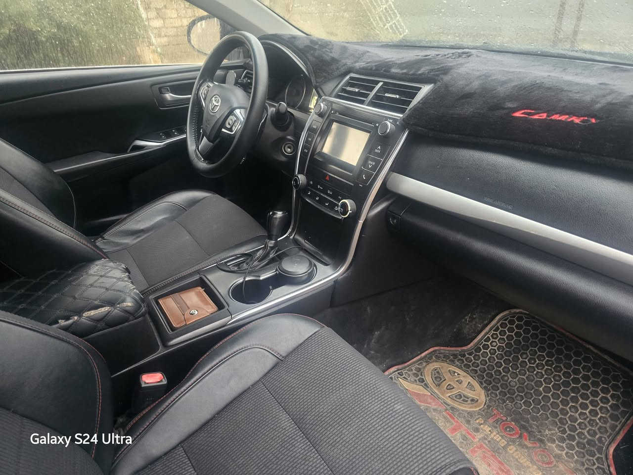 كامري 2017
مواصفات se 
ضررها بونيد مبدل فقط 
بيها دواخل براس الشاصي شي بسيط بدون كص 
محرك مفتوح مبدل كازكيت شرط الفحص 
كير شرط 
رقم اربيل شرط التحويل
ماشية 112 mi 
السعر 138 وبيها مجال قليل للشراي 
مكاني صلاح الدين بيجي+  تكريت 
***********
