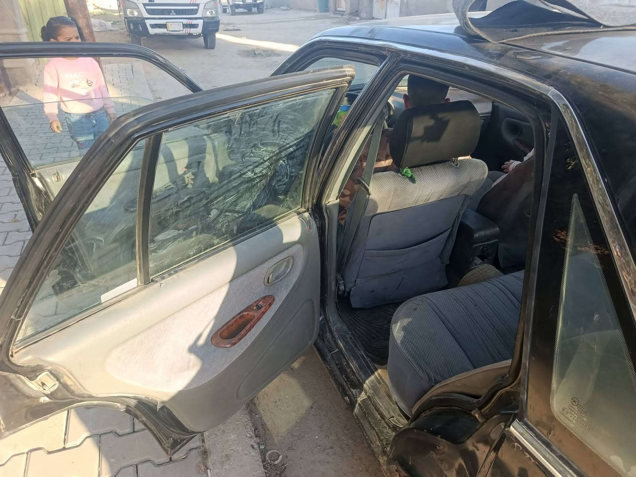 برنس 94 ماكينه مفتوحه جير اوتوماتيك ماكينه خير من الله جير خير من الله كهربائيات شغاله صدرها تعبان سعر 22 بيها مجال العنوان بغداد المحموديه ***********
