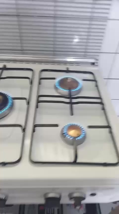 معرض سنان العاني) لبيع  اثاث منزلي  مستخدم وجديد
وتبديل 
(***********يوجد توصيل 
)(***********)/اومرسلتنا على الواتساب العنوان سليمانيه /كاني كورده قرب من ماركيت  شوگ
