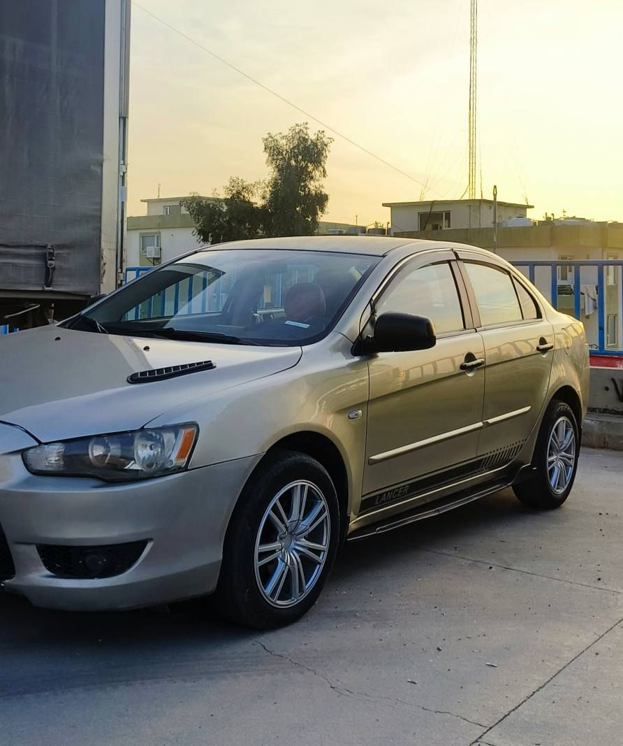 لانسەر قرش مۆدێل ٢٠٠٨ 
‎کێڕ و مەکینە بە شەرت مەکینە ٢٠ خلیجیە ناو زەردە 
‎سەنەوی تازەیە حیزام بۆیاخە لەسەر کاڵبونەوە چەکوژ بە گیانیەوە نییە هیچی پێوە نییە  
‎مواسەفات بەسمە و شەخالە شاشە و کامێرایە ٤ جام کارەبایە ABS 
‎سعر ٧٧ مەعامەلە شوێن سلێمانی***********_*********** السليمانية, العراق
