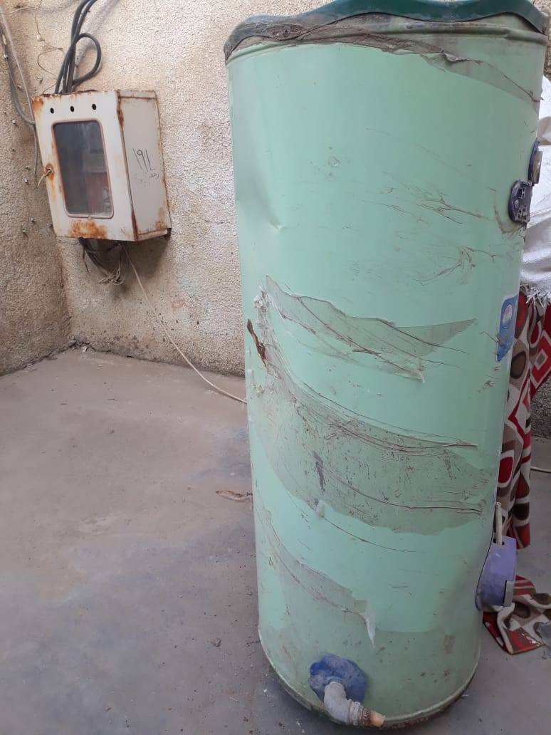 السلام عليكم رحمه لوالديكم والله هذا السخان حيل زين واستعمال قليل واني كاعده إيجار ٤٥٠ وزوجي  كفيف وبس بنات وماعندي معين  والله العظيم جنت عارضته ب ٦٠ بس هسه اخذو ٣٠ لان محتاجه علاج لزوجي وماعند رحمه لموتاكم


**إذا كنت صاحب هذا الإعلان وتريد حذفه لأي سبب، رجاءا أرسل رسالة إلى الدعم الفني**