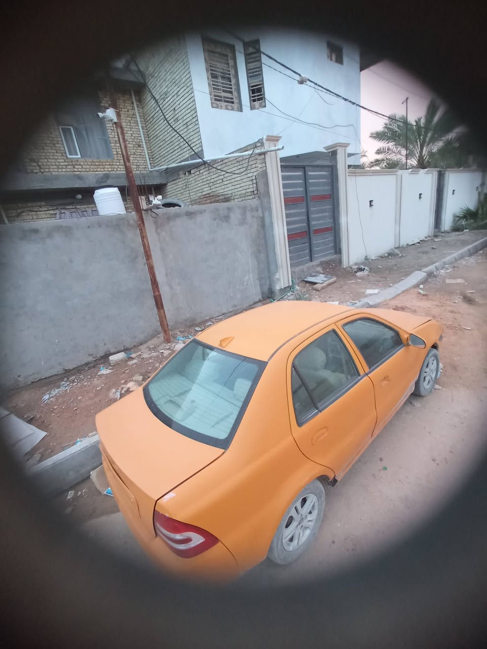 سلام عليكم سياره سي كي للبيع
محرك لا تبخير ولا تنقيص ما صار فتره من مجفت
 كير جديد حاويه 
حداديه جديه هسه مسويه 
ابيع بدون سنويه 
سعرها مليونين
مكاني نجف
***********
