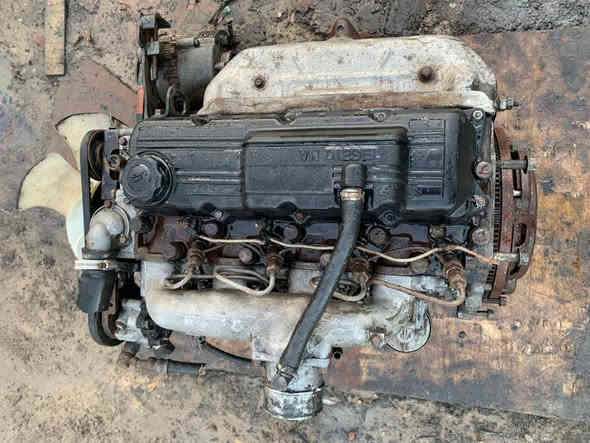 للبيع السعر ٤٠٠الف مكان المحموديه الهاتف *********** /***********
