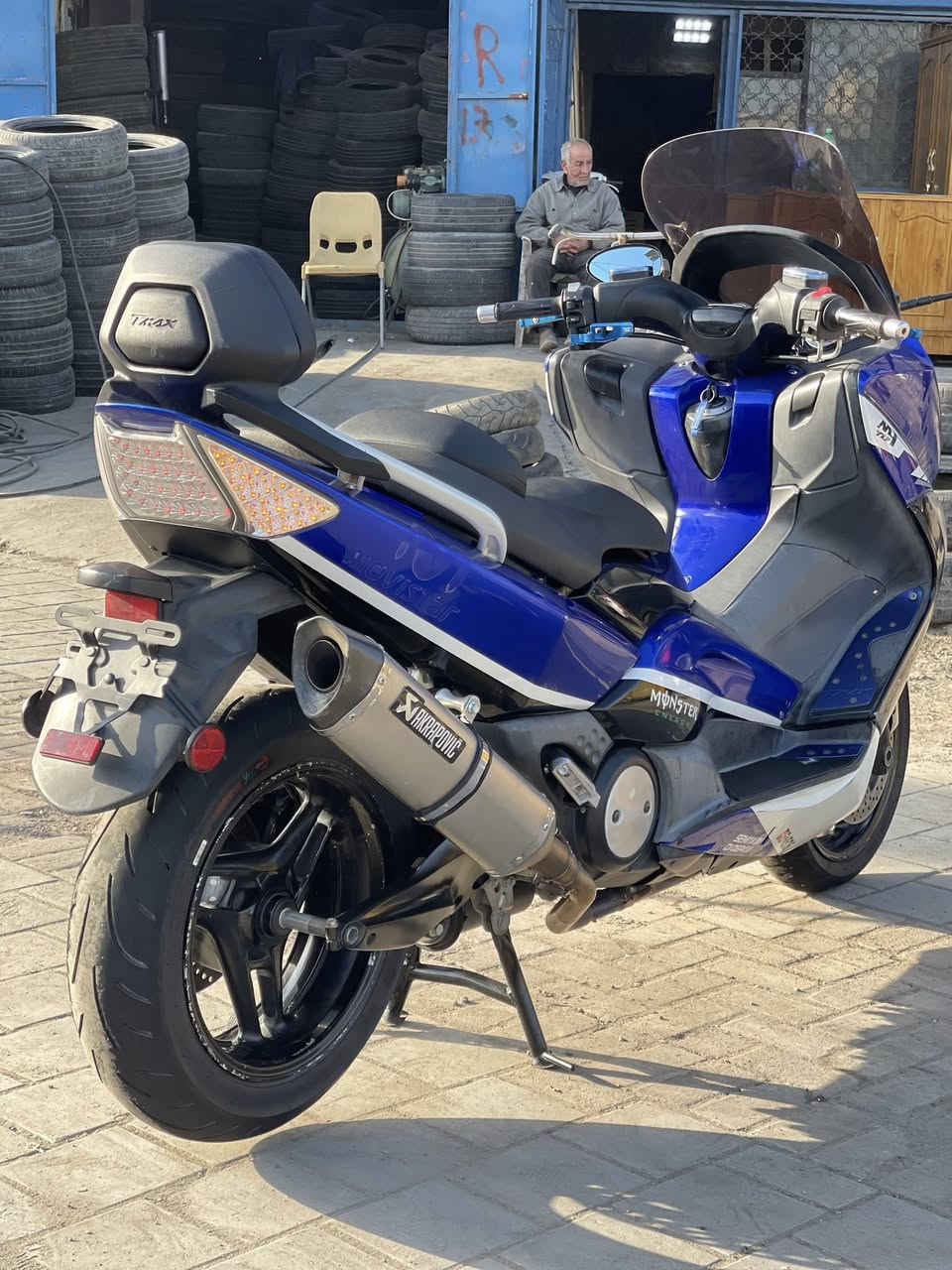 سلام عليكم
Lتيماكس ٢٠١١ أمريكيه كفاله عامه من كلشي جيب وياك فيتر وتعال افحص الدراجه بيها غراض تزويد بيها كلج بيها صالنصه يدات رياضيه مري رياضيه دراجه خير من الله كفاله للخير 

للبيع مكاني بغداد الشعب ***********
