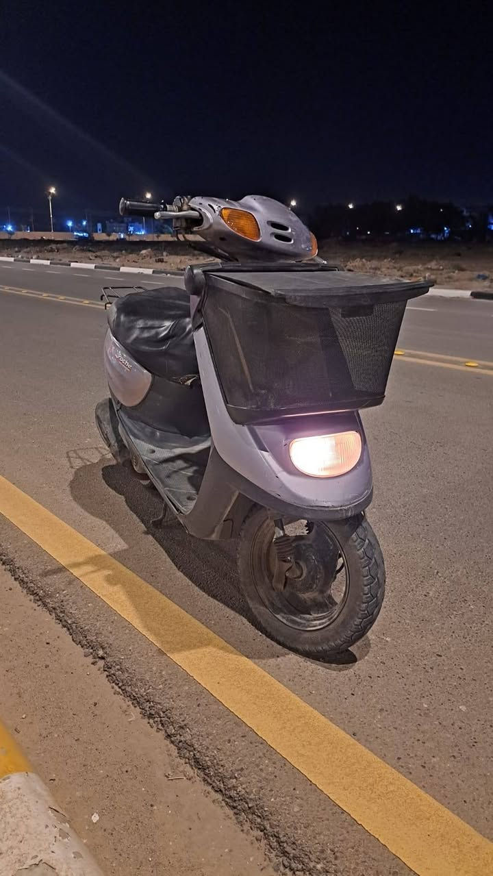 دراجة منغولي نضيفة كلشي شغال بيها عوزها فقط باتري للبيع سعرها ٤٠٠ وبيها مجال
للتواصل واتساب *********** كربلاء, العراق
