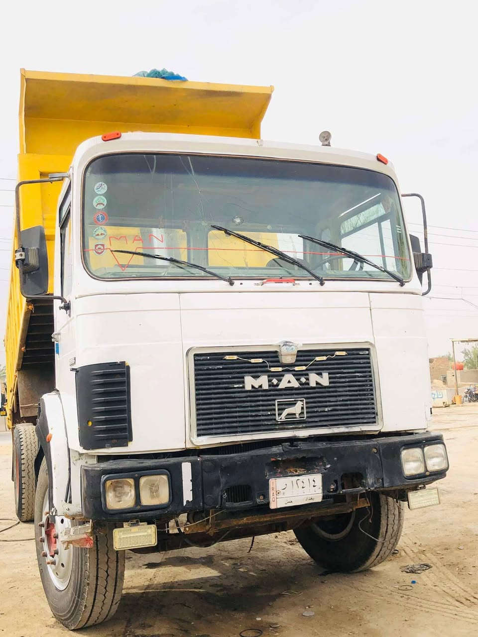 السلام عليكم
مان صقر91
مكينه البي ٨ ستوني شاده
مجموعه نص جي اف
رقم بغداد نكليزي باسمي
كير ١٦٠
***********
