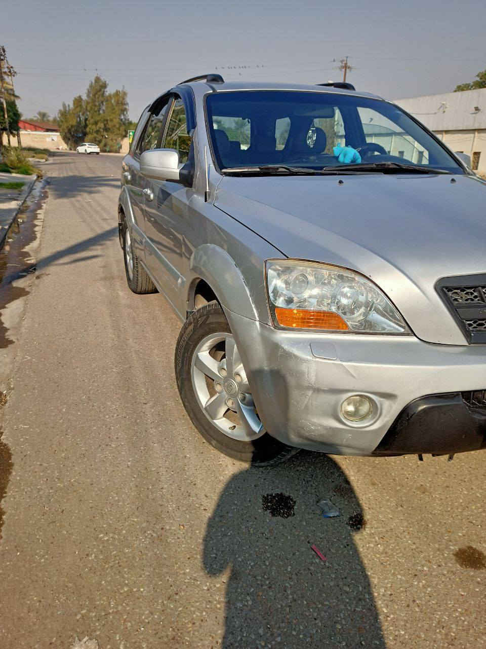 ‎السلام عليكم
‎سورنتو 2009 
‎7 راكب 
‎6 سلندر 
‎خليجي
‎سيارة كلين بدون ضربة 
‎صبغ شبر بلجاملغ اثر طخة مثل ما موضح بلسونار 
‎محرك لا تنقيص ولا تبخير 
‎الگير بحالة ممتازة 
‎تبريد ثلج 
‎الرقم الدولي الجديد 
‎رقم السيارة سليمانية 
‎هزة وفحص وكلشي جاهز 
‎سنوية لل 27
‎السيارة بأسمي 
‎تحويل ثاني يوم 
‎موصفات: 
‎ا ABS 
‎تبريد شغال 
‎فتحة بلسقف 
‎شاشة اندرويد 
‎وايفاي+بلوتوث 
‎سستم صوت +دمام 
‎كامرة خلفية HD
‎حساسات خلفية
‎تحكم ستيرن 
‎السيارة جاهزة من كلشي تجي تاخذ وتطلع  
‎سيارة مابيها اي نقص 
‎مكان السيارة بغداد (حي العامل)
‎السعر:120  وبيها مجال شي بسيط 
‎للأستفسار 
‎                                               ***********  
‎                                               ***********
