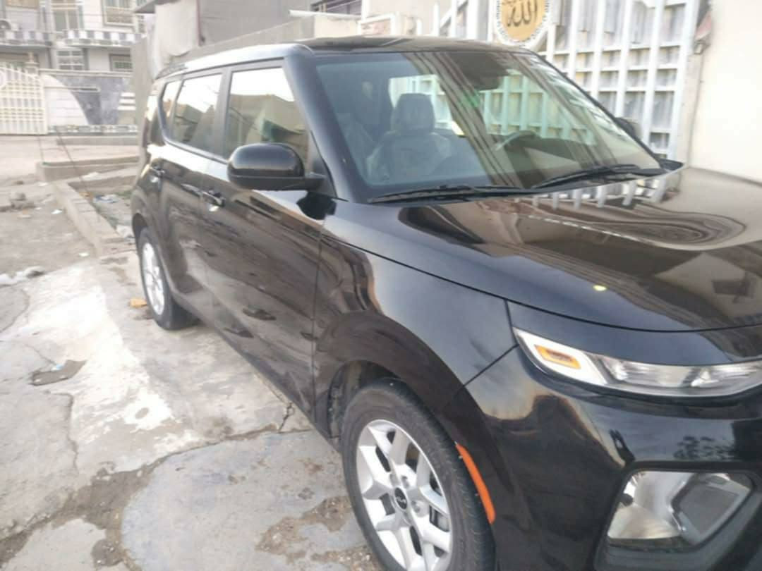 السلام عليكم عندي صول موديل ٢٢ محرك ٢٠٠٠دوش ماشيه ٤٠الف حادثه جاملغ وبنيد وحافلات الغد صبغ مكان السياره بابل سياره جديده بسمي على أيدي تسجل محرك كير تبريد مكفول سياره جديده برغي مامفتوح بيه بس مابيه جك وتاير اسبير أريد اروس اقل منا أريد فرق للتوصل على الرقم ***********او *********** مكان السياره بابل
