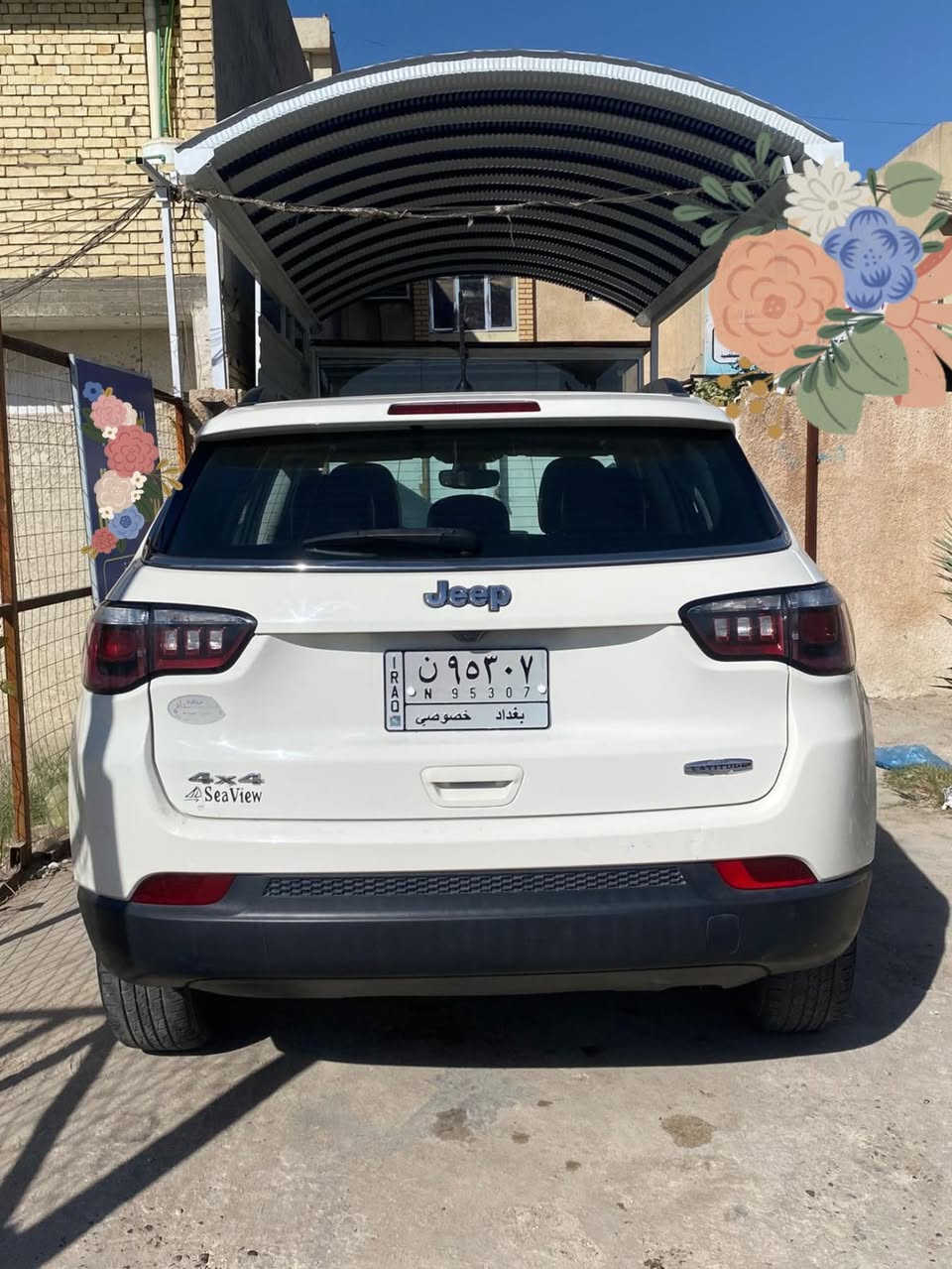 السلام عليكم
جيب كومباس للبيع

موديل 2018

وارد امريكي

مواصفات لاتيود

لون ابيض

كامرة خلفية

كشنات جلد

تبريد ثلج وتبريد خلفي قطعتين

رقمهة بغداد خصوصي

ماشية 97 الف 

السعر 130ورقة وبيهة مجال للطيبين 

موقع السيارة بغداد حي الجهاد 

صور السنوار مرفقة في المنشور 

وشواصي السيارة سليمة 

السيارة نضيفة جداً 

بصمتين احتياطي واساسي 

للتواصل ياما على الماسنجر او الواتساب على الرقم ***********
