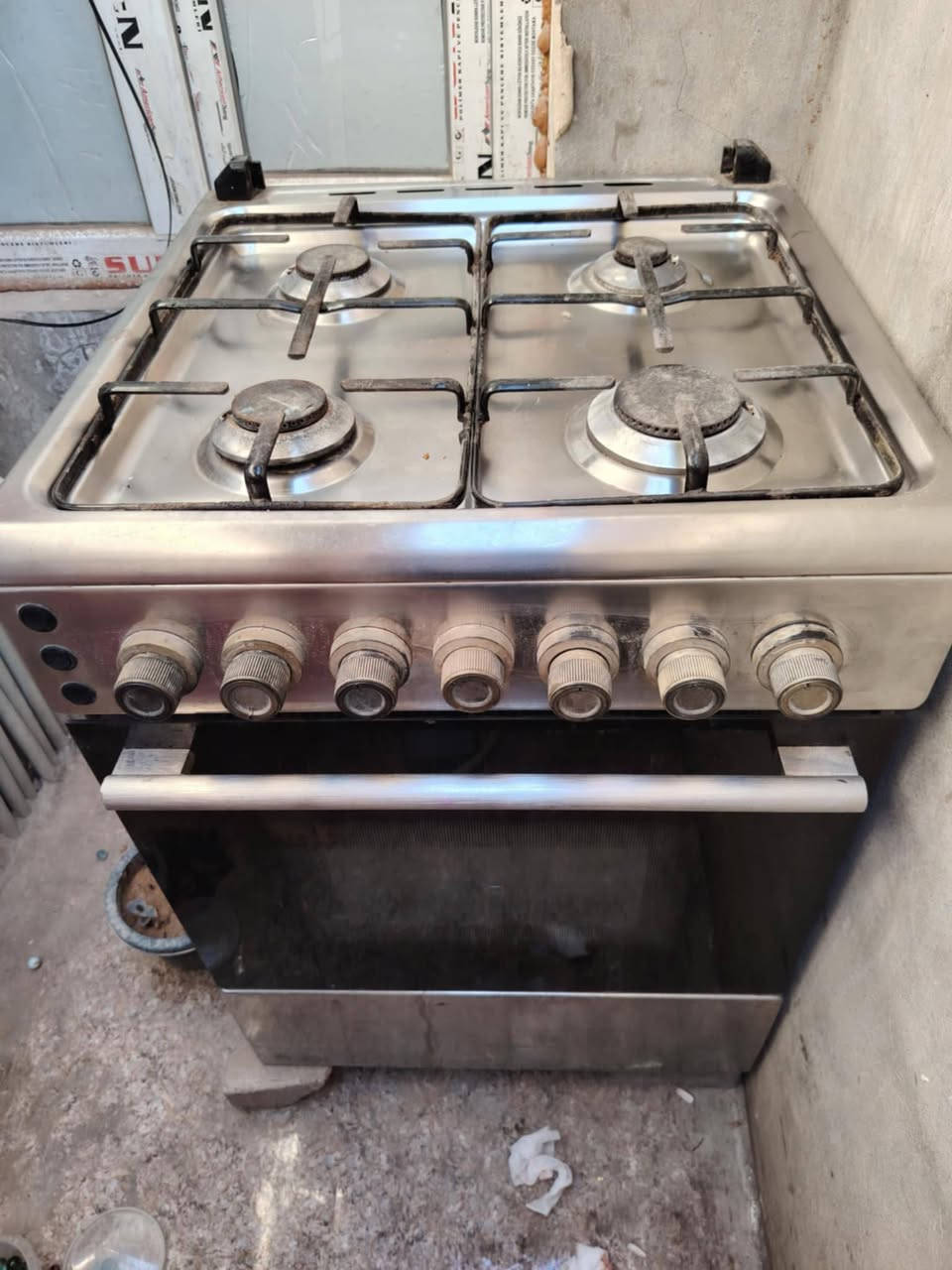 طباخ للبيع نضيف وشغال كل خلل مابي 

***********
