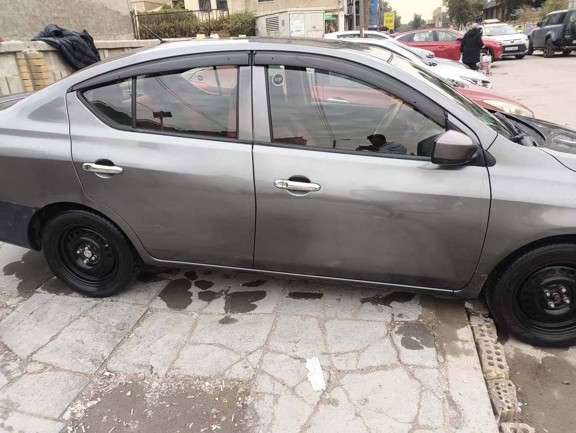 سلام عليكم
للبيع
نيسان فيرسا موديل 2016 موصفات S (تحويل ثاني يوم)
مكانها بغداد زيونه حادثها جاملغ خلفي وهنا بل العراق طبعاً سياره ليبل واحد بدون تبديل شاصي لغد مكفول  تبريد جديد حدادية جديده امامي خلفي تخم تاير كير محرك مكفول
رقم بغداد جديد سياره كامله ومرتبه مابيه نقص برغي
السعر 85
وبيه مجال
للتواصل
‏***********
