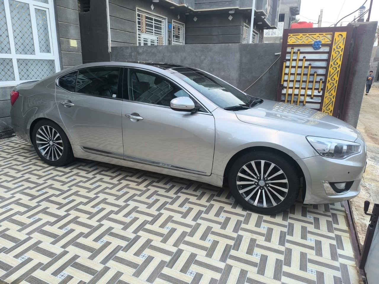 سلام عليكم
كادنزا البيع
موديل 2014
سياره خير من الله 
كلش حلــــــــــــــــــــــــوه
مكان بابــــــــل
منطقة طفيـــــــــــــل
سعررر 110
***********
