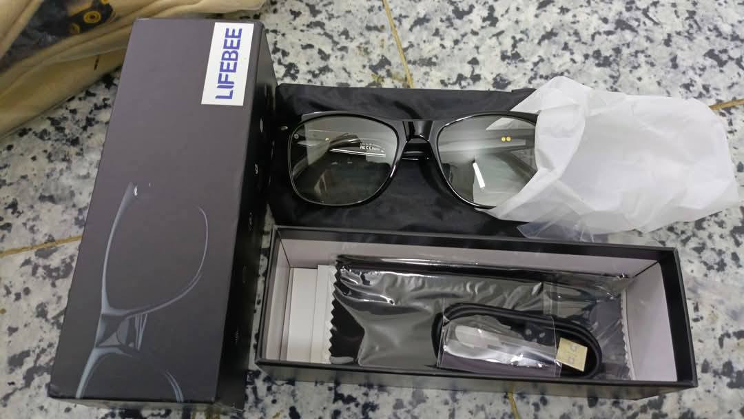 نضاره سمارت للمكالمات السريه بيها سماعات مخفيه وبصمه مخفيه ربط ع الموبايل
السعر 35 مع التوصيل


**إذا كنت صاحب هذا الإعلان وتريد حذفه لأي سبب، رجاءا أرسل رسالة إلى الدعم الفني**
