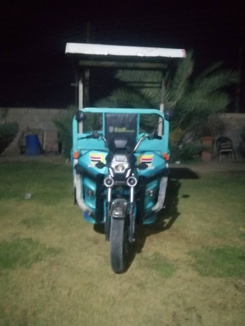 السعر 8 00 وبيها مجال بسيط المكان انبار قضاء هيد اتصال على الرقم الهاتف
***********
