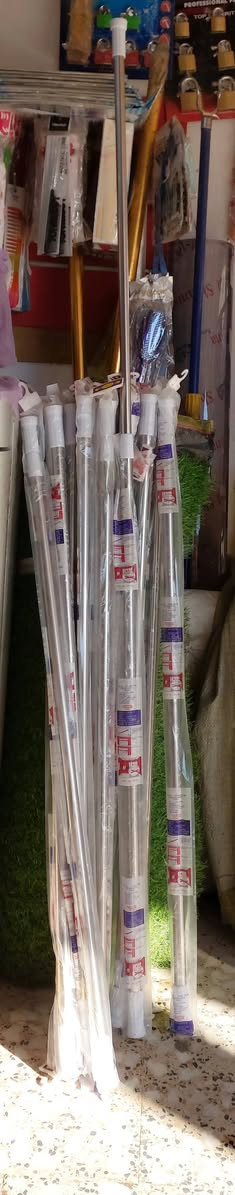 بروي برده ١١٠ رفيع
ويفتح لحد مترين
خرازية رياض المحاويل 
الشارع التجاري 
***********
