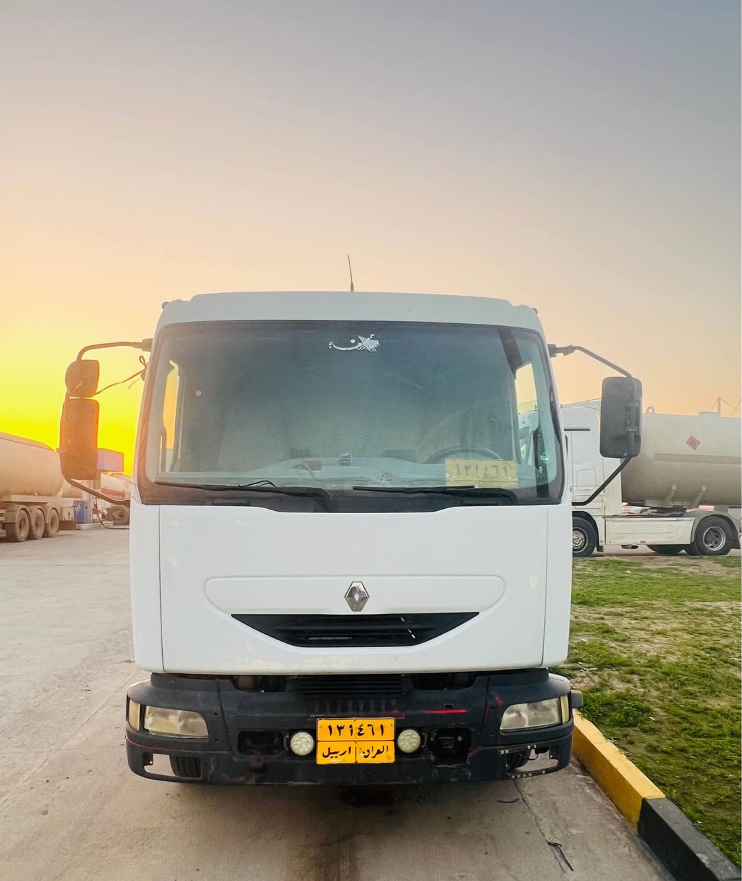 رينو موديل 2003 
مكينة 6 بستن 
كير مكينة تحويل غرامة بشرط 
سعر 98$ و مجال 
مكاني اربيل 

واتساب و فايبر 
***********
0750 425 8878 أربيل, العراق
