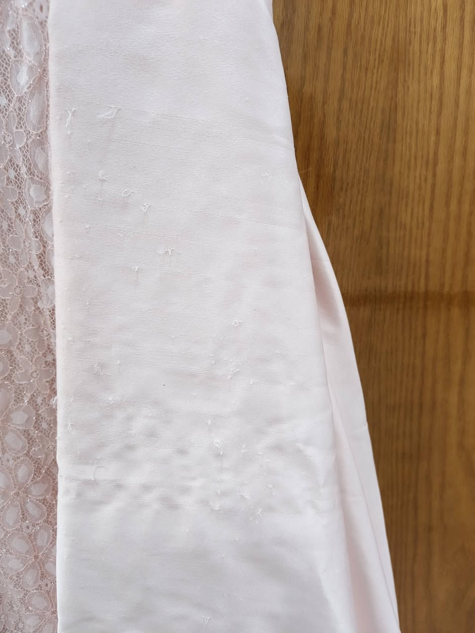 السلام عليكم بنات ملابس جديدة  ونظيفة كولش لبس كولش قليل 
وفساتين  السهرات كلهم من السناتر ابيعهم ب سعر رخيص لأن مستعجلة أريد انتقل ل بيت جديد ودا اصفي بيهم 
كلمن سعره وقياسه 
إللي تريد تشتري بس تراسلني وتستفسر ع الخاص لطفا 
⭕ملاحظة ما عندي توصيل ⭕
مكاني كربلاء- باب طويريج


**إذا كنت صاحب هذا الإعلان وتريد حذفه لأي سبب، رجاءا أرسل رسالة إلى الدعم الفني**