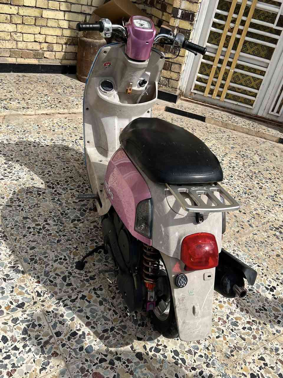 سلام عليكم دراجه ماكس بوليسي لبيع دراجه مكفوله مكينته مكفوله كفاله عامه دراجه وزوده وياله ودبل ودراجه نكره سلف بكل وكت سعر700 رقم***********
