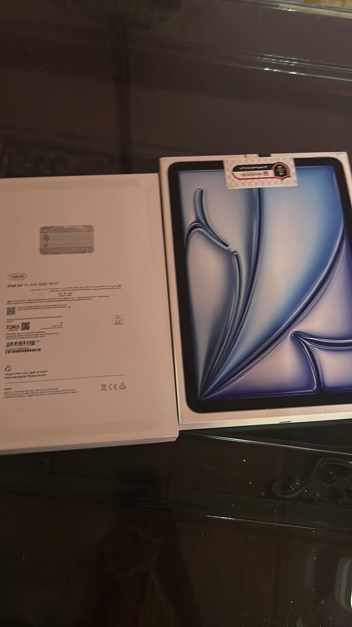 ايباد اير m4ذاكره ١٢٨ مشحون مره وحده كامل ملحقات بطاريه ١٠٠ رقمي ***********

