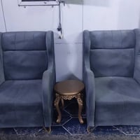 تخم • ٧ مقاعد