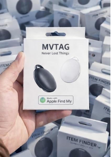 هلو هلو  رجعنه وياكم بجهاز تتبع GBC🔥
تعبتي وأنتي تسوين نفسج "مفتشة" 
وتفتشين الجيوب والموبايل بنص الليل؟ 😂 
وأنت.. تعبت من "التحقيق السين جيم" كل ما تطلع من البيت؟

 جبنالكم العميل السري الصغير.. 
الجهاز اللي ينهي الجدل بضغطة زر! 🤐📍
​ هذا الجهاز هو "صديق العائلة" الجديد👨‍👩‍👦
​حجمه صغير يختفي بأي زاوية بالسيارة أو ببطانة الحقيبة وما يخطر على بال احد . 🐜
​سري للغاية: يشتغل بصمت" كأنه مو موجود. 🤫
​(بس استهدي بالله قبل المواجهة). ☕️🚗
​
سيارتك وين ما تروح، أنت وياها لحظة بلحظة.🪐
وحتى اغراضك الشخصية وأطفالك بعد لا تخاف عليهم بوجود هذا
الجهاز هو الحارس الشخصي.
✅ دقة خرافية: يحدد الموقع أضبط من وصف "أم العروسة". 🎯
​⚠️ تنبيه هام جداً:
نحن نوفر لك التكنولوجيا.. أما "المعارك الزوجية" اللي راح تصير بعد ما تفتحين الخريطة، فهذه خارج نطاق الضمان! 😂 حاولوا تخلون روحكم رياضية.
​للحجز والاستفسار مراسلة الصفحة او مراسلة الواتساب ***********
