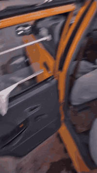 مرخصت مدير الكروب سايبه موديل 2012 كامله كبل لشارع سياره مصفره هيه أو ...