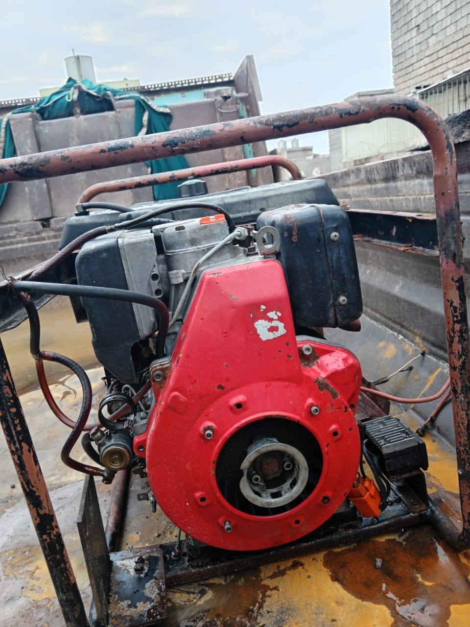 للبيع مابيها اي عطل شغاله شرط السعر 300 بيها مجال بسيط الشراء يتصل ***********
