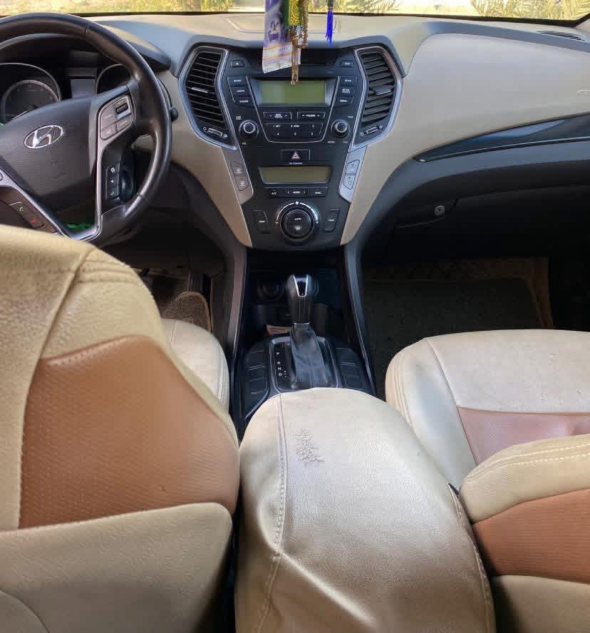 السلام عليكم سنتافيه 2014 خليجي مكفوله كفاله عامه من كلشي بنوراما تخم تاير جديد مشروع وطني ماشيه 200  
7 راكب مكلف بنشر اي استفسار اتصال 

0789 375 3896

0772 338 6242
