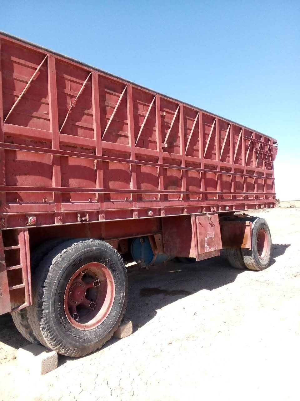 السلام عليكم عربانه للبيع الطول سبعه وثلث صينيه 110 عربانه جاهزه للشغل تواير انضاف السعر 68 وبيه مجال قليل للستفسار ***********
