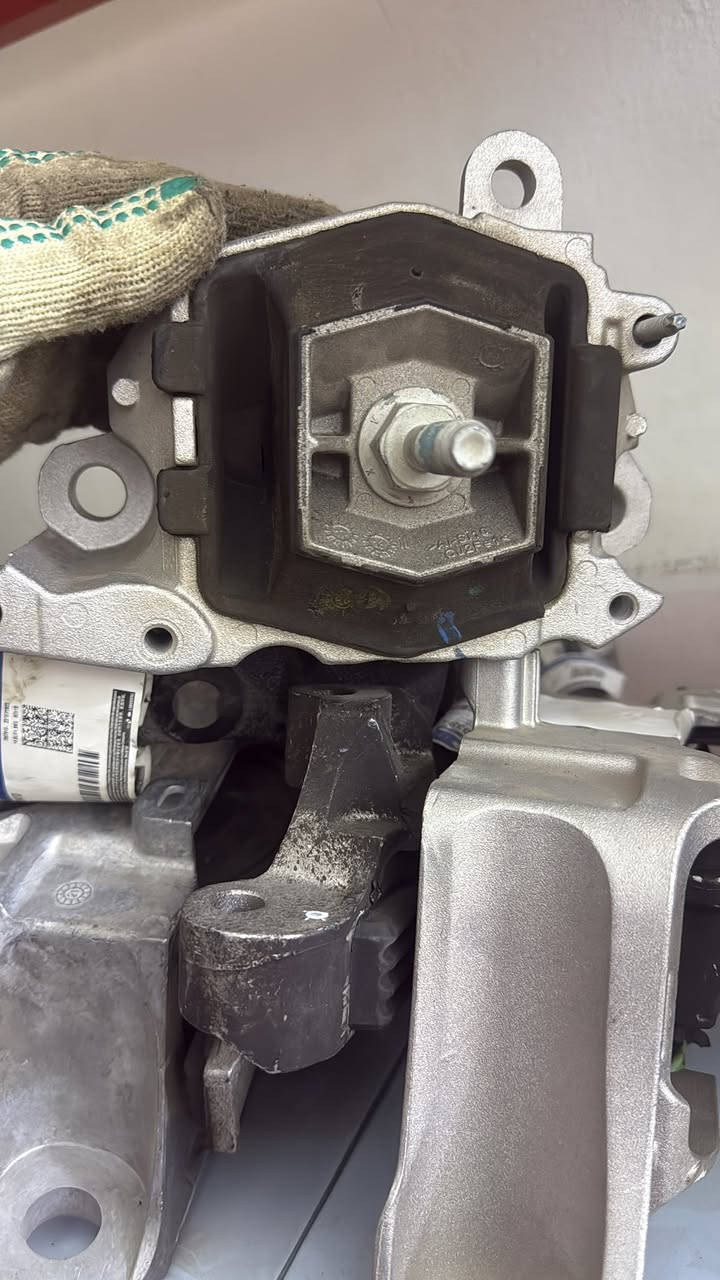 اذاين فيوجن هايبرد  اذان كير اسفل الانفيرتر اصلي شركة وكالة فورد  مناجل خلفيه فيوجن لسيارات فيوجن تيتانيوم AWD اصلي شركة 

***********
***********
بغداد- الغزالية- الشارع العام مقابيل نافورة مدير الامن مجاور مركز تسوق الساعة 
يتوفر توصيل  جميع قطع غيار الفورد / والزيوت /لجميع محافظات العراق
 محلات محمد العزاوي
لقطع غيار سيارات الفورد
