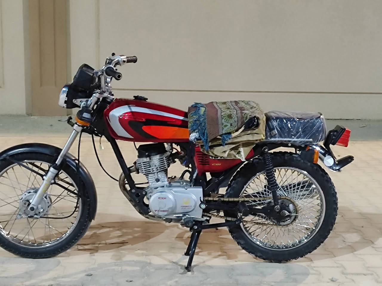 سلام عليكم دراجه تايكر مديل 20اوراق اصوليه دراجه حلوه ونضيفه السعر خاص *********** مكاني كربلاء
