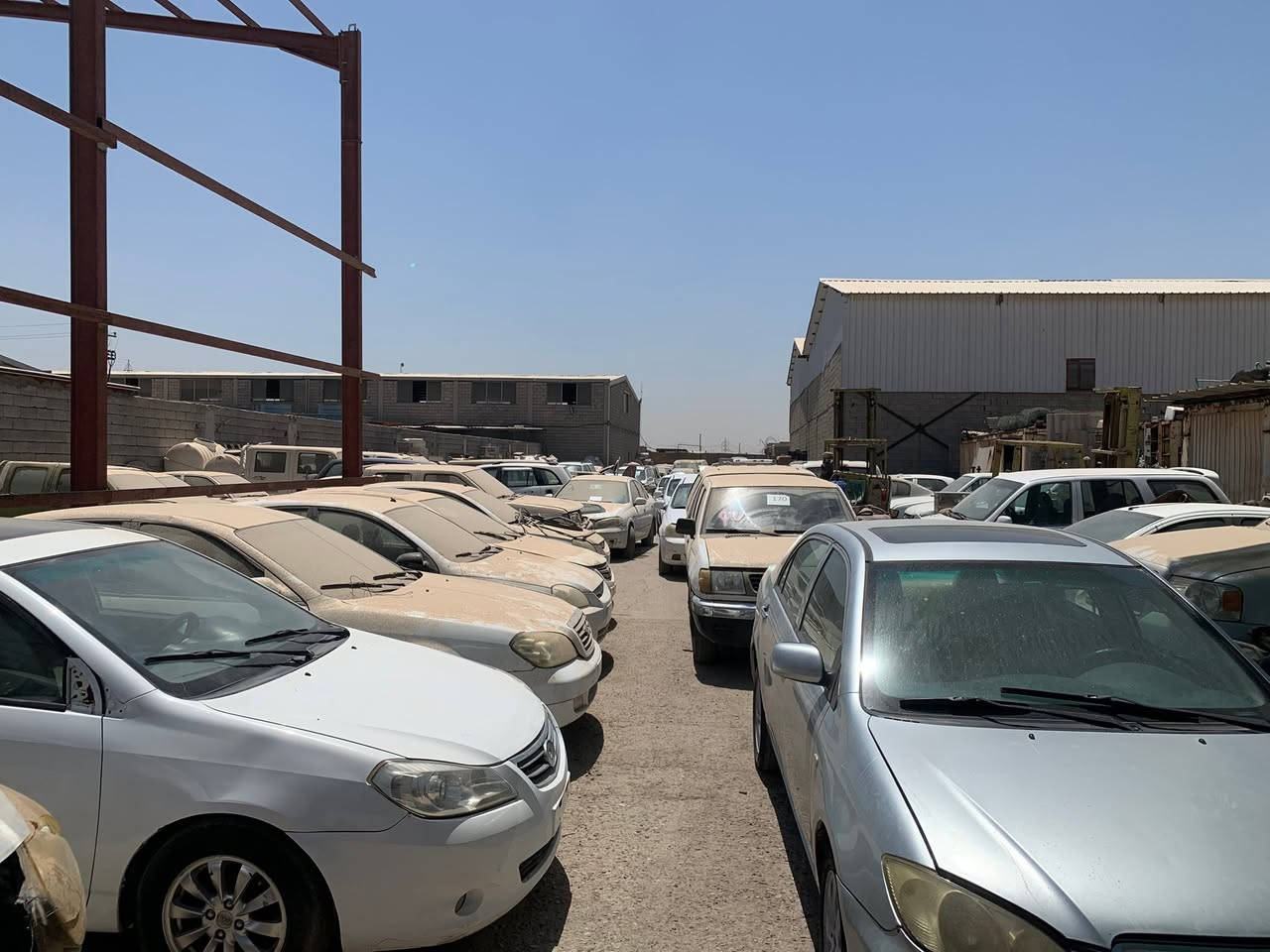 السلام عليكم يوجد سيارات مزاد وزارة الداخليه انواع الماركات والمديلات مكان بغداد جسر ديالى الجديد للاستفسار

‭***********‬

