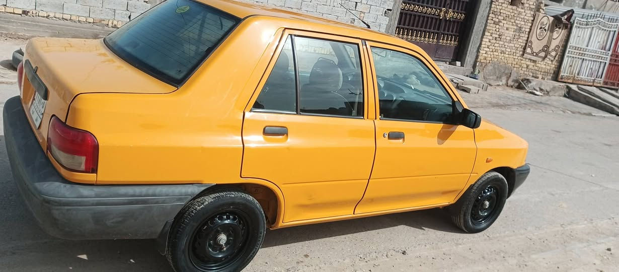 سلام عليكم 
سايبة للبيع مدير 18 لون جزري بيهه جاملة مبدل البنيد مرشوش صبغ بيهه خياسات مصلحات بشرط ما مبينة بيهه رشات نفس الون مكينة كير تبريد حدادية خير من الله سنويه ساقطه ب 2023 رقم بابل مالك ديوانية مكان السيارة ديوانية حي الامين  الثاني السعر 45 وبيهه مجال ***********
