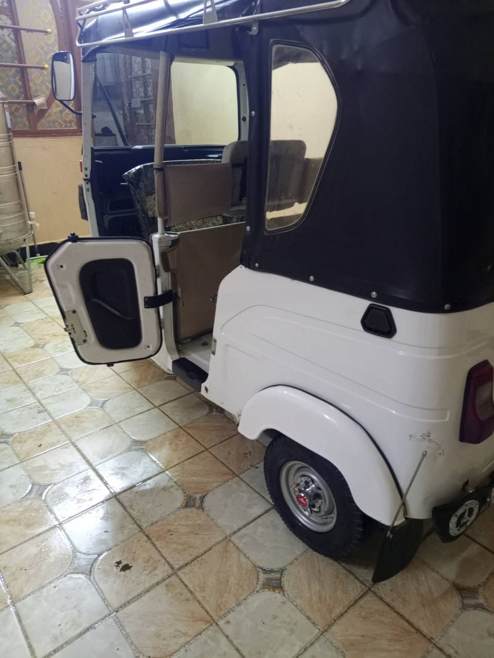 تكتك22 رقم وسنوية ديالى مكفولة من الصبغ محرك جيد جداً تخم تاير سيباية تخم كبات دوشمة مسجل شاشه اتصل خاص الشراي***********
