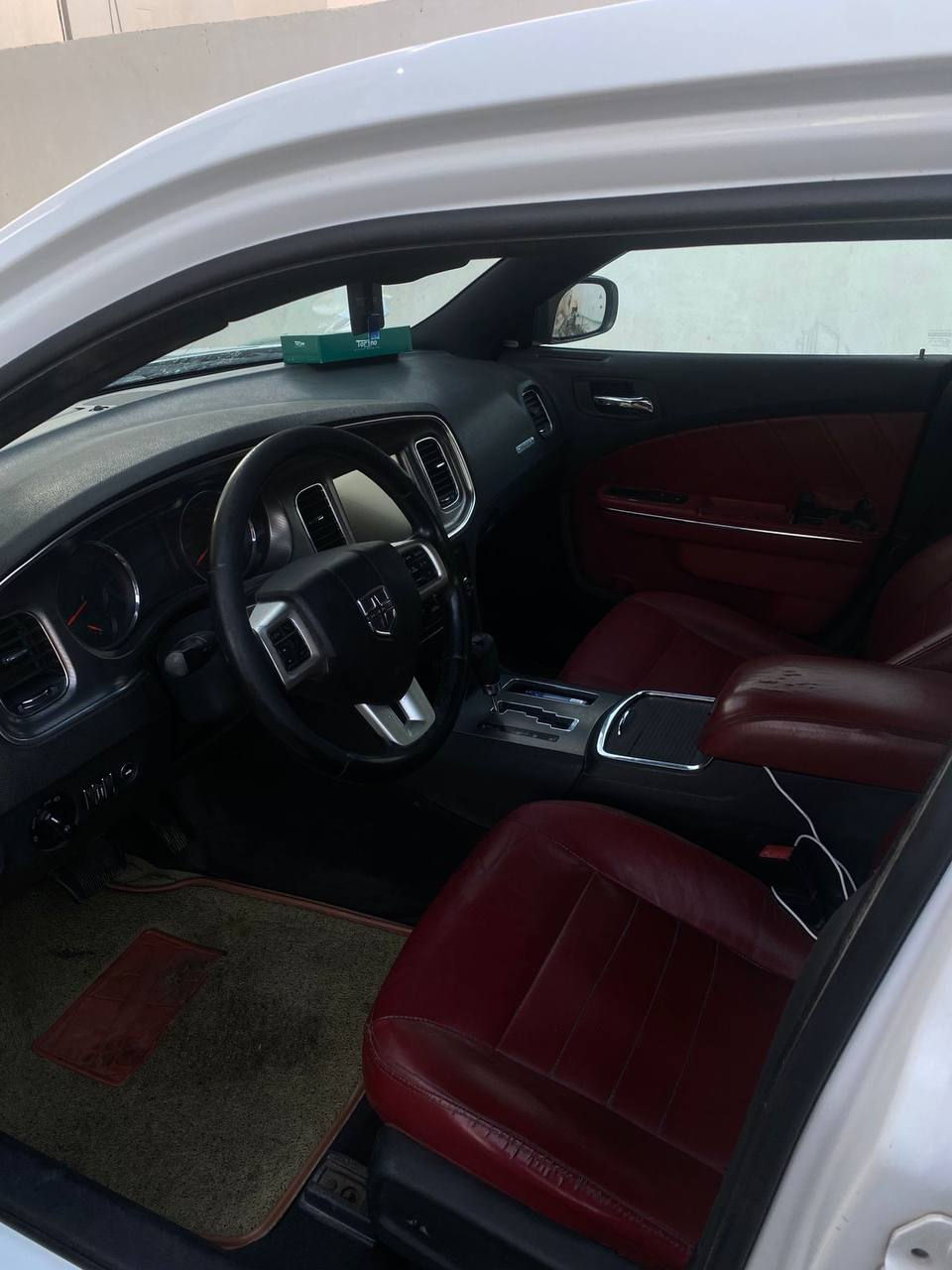 السلام عليكم جارجر 2011 5.7 HEMI MAX

مشدود عليهة منظومة غاز 
فول مواصفات 

رادارات 

كلاصات تدفئة تبريد 

كشنات جلد كهربائي خزن تدفئة 

تحكم دواسات بانزين بريك 

مثبت سرعة 

النقطة العمياء

والمواصفات الباقية مال الفول بعد هواي

حادثها جاملغ سرقة و 3 قطع ب العراق 

للاستفسار ***********

