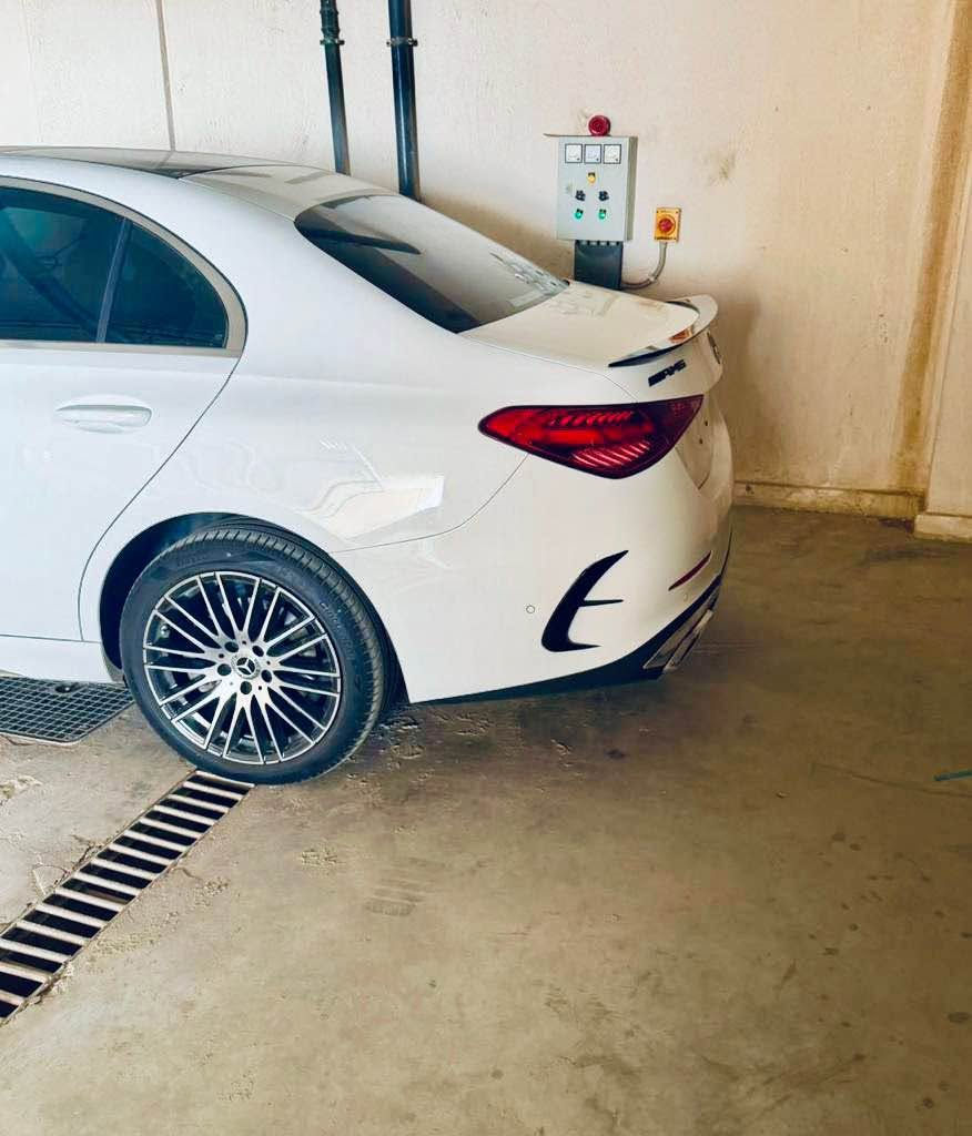🚸C200,,2025♦️4Matic 🚸fully loded 

30,000km🌲
🌳استيراد لم ترخص
Mercedes C-class 260 Long chaise fully loaded model 2025
🚸معاينه التجمع الاول تاج سلطان القاهرة الجديدة, القاهرة


**إذا كنت صاحب هذا الإعلان وتريد حذفه لأي سبب، رجاءا أرسل رسالة إلى الدعم الفني**