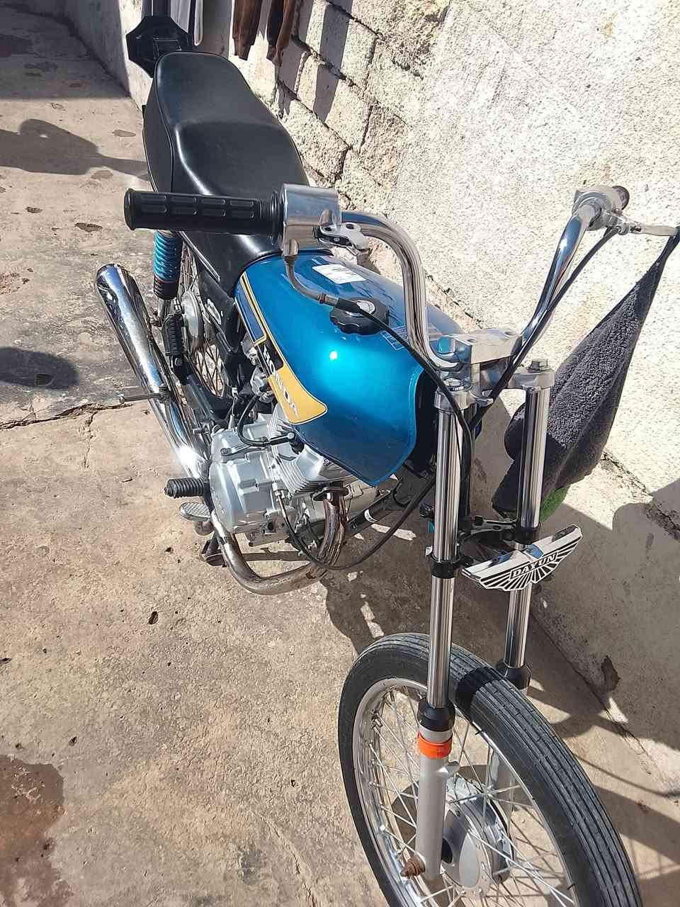 السلام عليكم دراجه نامه شلامشه للبيع محرك ما مفتوح تعميره 25 السعر 600 وبيها مجال مكي غراف*********** واتساب
