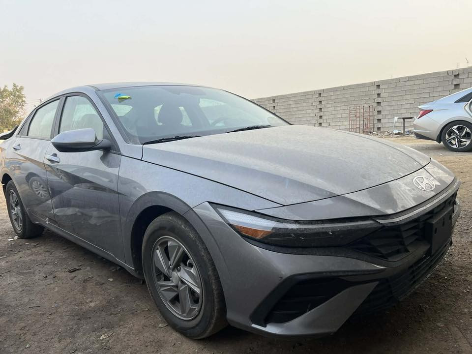 سلام عليكم
النترا وارد 24 دخول جديد ضررها موضح بالصور بدون ارباك بجم كبس  بانزين محرك 2000
بدون تصليح
ماشية 20  
ديالى بعقوبة
***********
سعر142 ومجالها بسيط
