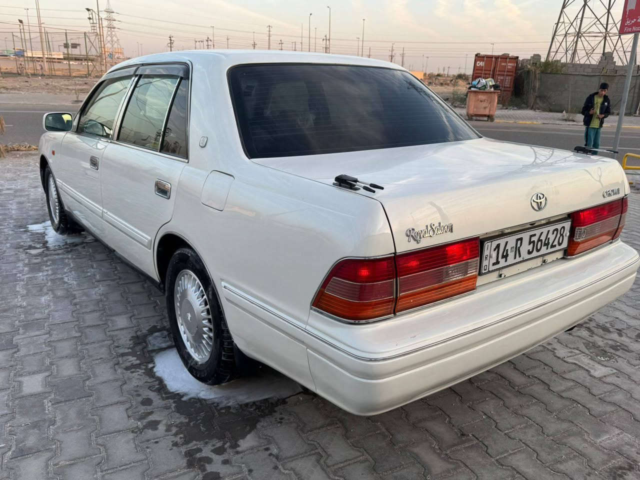 السلام عليكم
#كراون رأس الثور تكم محور 
#مكفول من الگص ونقل الجثه 
محرك 3000  #جاهزه بدون نقص 
بأسمي سياره تحويل مباشر سنويه ورقم جديد 
#موديل 2000  
#المكان البصره 
#السعر 102
بيع فقط  #بدون مراوس 
, ***********
