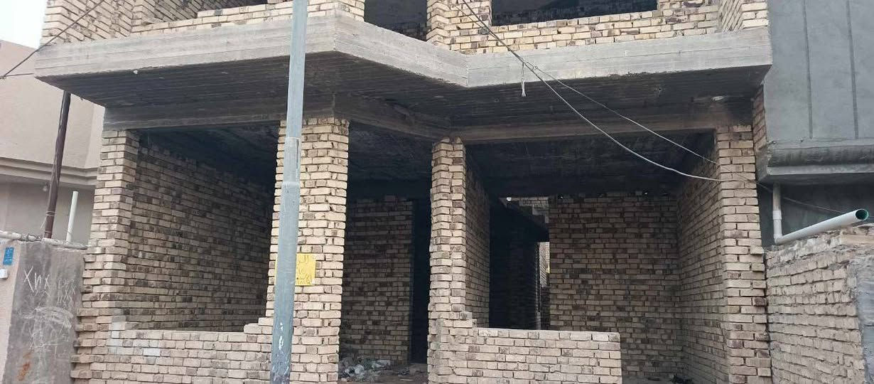 هيكل للبيع 🏗️_زوير الغربي 
📐 المساحة: 120 م
🛏️ التقسيم:
غرفة وصالة
مطبخ
صحيات
هول (جوه)
غرفة + هول (فوك)
📍 الموقع: زوير الغربي
قريب من مشروع الماء
قريب على الشارع العام 🚗

📞 للاتصال: 

*********** 

#بيع_عقار #بيت_للبيع #زوير_الغربي #عقارات_بابل
